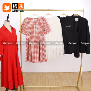 Geryon abito estivo Vintage elegante UKay abbigliamento usato <span class=keywords><strong>donna</strong></span> balle di seconda mano 45kg 50kg <span class=keywords><strong>per</strong></span> adulti - Product Image 3