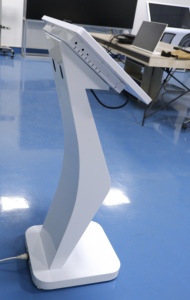 21.5 Inch Hotel <span class=keywords><strong>Restaurant</strong></span> Smile Vloer Staande Klant Feedback Apparaat Met Software - Product Image 4