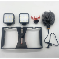 Kit de vlog pour smartphone avec mini lumière vidéo, microphone, trépied et support de téléphone pour enregistrement d'interviews et de vidéos YouTube