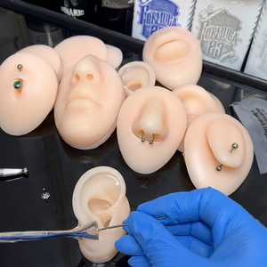 Herramienta de Práctica para Perforación de Orejas CRYSPURE, Modelo de Silicona, Simulación Realista de Piel Oscura, Modelo de Cuerpo Humano para Aretes y Nariz - Product Image 5