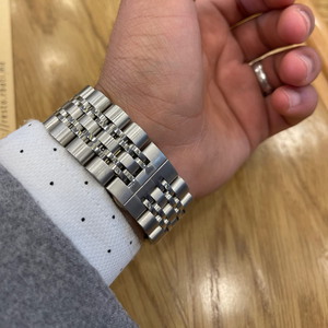 Cinturino per bracciale a sette maglie in acciaio inossidabile per <span class=keywords><strong>Apple</strong></span> <span class=keywords><strong>Watch</strong></span> cinturino di lusso in metallo ultra 49mm per iWatch Series 8 7 <span class=keywords><strong>SE</strong></span> 41/45mm 40/44mm - Product Image 6