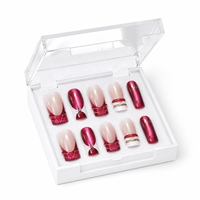 Faux Ongles Carrés Brillants Rouge Métallisé Tendance à Coller – Ongles Artificiels Personnalisés pour Doigts Féminins