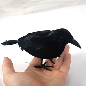 Corvo 3D Realistico Fatto a Mano per <span class=keywords><strong>Halloween</strong></span>, Ornamento Festivo con Piume Scintillanti in Plastica e Piume per Pasqua e Feste - Product Image 2