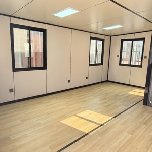 Maison Modulaire en Conteneurs à 2 Étages Grande Taille, Structure de Maison Détachable 4/5 Chambres et Salon de Luxe - Product Image 2