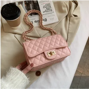 New Korean Style Mini Crossbody Bag with Lingge Chain Small Shoulder Bag for Women Fashionable and Versatile