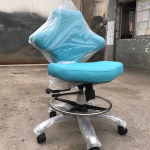 Sillón Dental Kang Zhi Xing de Acero Inoxidable y Cuero PU, Ajustable en Altura, Giratorio, con Respaldo, para Personal Médico - Product Image 2