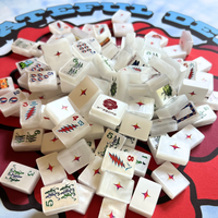Offre Spéciale : Jeu de Tuiles de Mahjong de Luxe en Acrylique Blanc Nacre, Tuiles de Mahjong Américaines pour Table de Jeu, Jeu de Société Familial d'Intérieur, Cadeau