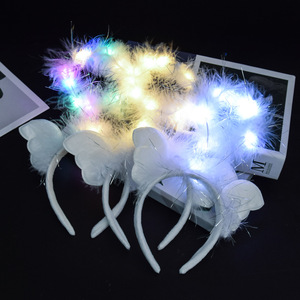 Diadema de peluche luminosa unisex con orejas de conejo y elementos de plumas para el Día de Año Nuevo y juguete para puestos de mercado nocturno - Product Image 1