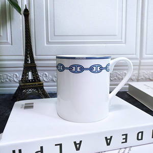 Offre Spéciale – Tasse à Café en Céramique Blanche et Bleue de Luxe Style Bohème avec Coffret Cadeau pour la Rentrée Scolaire – Écologique et de Style Courtois - Product Image 2