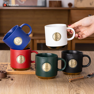 GIFT Factory Wholesale Customized 12 oz Ceramic Coffee Mugs Business Gift Christmas Relief Carving Logo Lid Reusable Classic - Product Image 1