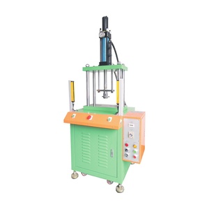 Máquina de Estampado de Botones para Teléfonos Móviles de Cuatro Columnas, Prensa Hidráulica de Cuatro Columnas, Máquina de Grabado en Relieve de Cuatro Columnas - Product Image 2