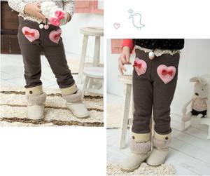Venta al por Mayor en Línea de Ropa Infantil, Pantalones Largos con Encaje y Estampado de Corazones para Niñas Pequeñas, de Proveedor Chino - Product Image 6