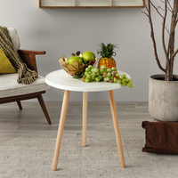 Table basse moderne miniature bon marché pour l'extérieur, table d'appoint simple pour canapé, lit ou coin salon, table à thé
