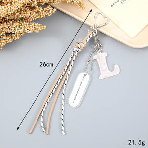 Moda 26 akrilik ilk alfabe mektup çanta asılı kolye yönlü çanta anahtarlık telefon asılı cazibe aksesuarları - Product Image 2