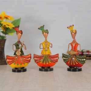 Ensemble de 3 figurines décoratives en fer forgé, représentant des danseurs folkloriques traditionnels du Rajasthan, pour la maison et le bureau - Product Image 5