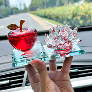 ของตกแต่งรถยนต์รูปดอกบัวแก้วคริสตัลและแอปเปิ้ล ของตกแต่งภายในรถยนต์สุดหรู สำหรับเป็นของขวัญ - Product Image 2