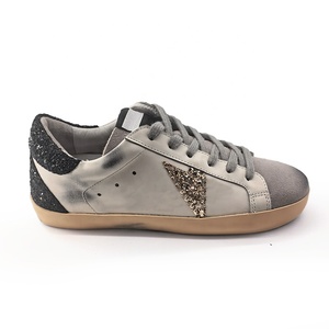 Zapatillas de Mujer de Cuero de Grano Completo Marrón con Estrella Dorada Brillante, Estilo Retro, Transpirables, Suaves, para Invierno y Primavera - Product Image 5