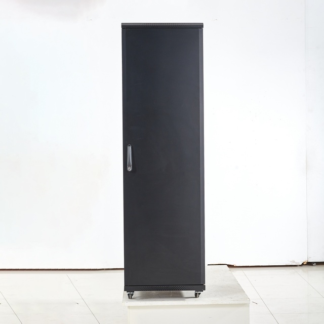 Factory Direct Sales 19 Inch Server Rack with Cooling Open Rack Battery Server Cabinet Waterproof 42u Server Rack