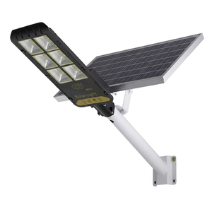 ไฟถนนโซลาร์เซลล์ LED 300W IP67 ตัวเรือนอะลูมิเนียมหล่อขึ้นรูป โมโนไซริคอน โซลาร์เซลล์ อายุการใช้งาน 20000 ชั่วโมง ติดตั้งบนผนัง ได้รับการรับรองมาตรฐาน CE/RoHS 6000K - Product Image 1