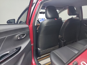 Voiture d'occasion <span class=keywords><strong>Toyota</strong></span> <span class=keywords><strong>YARiS</strong></span> L <span class=keywords><strong>2022</strong></span> Zhixuan X Luxury PLUS Berline & 1.5L Conduite à Gauche & Sièges Chauffants + Régulateur de Vitesse + ESP & Peinture d'Origine Voiture Économique - Product Image 6