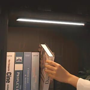 40cm यूएसबी रिचार्जेबल इनडोर सीढ़ी कैबिनेट किताबों की अलमारी दीपक पीर स्मार्ट रात मिनी Ultrathin गति संवेदक अलमारी प्रकाश का नेतृत्व किया