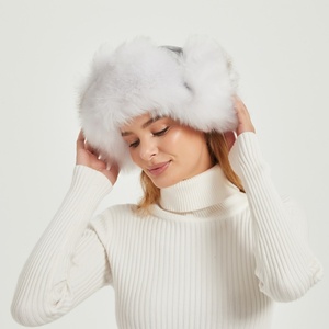 Chapeau en fausse fourrure blanche pour femme, chaleur hivernale, chapeau à pompon en fourrure de renard avec oreilles rabattables, couvre-chef d'extérieur - Product Image 2