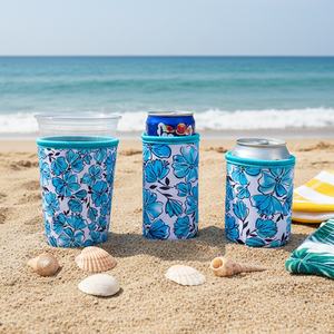 حافظة علب مشروبات من النيوبرين مخصصة وعالمية، حافظة علب نحيفة مع شعار الزفاف، حافظة بيرة نحيفة صفراء مع شعار مخصص سعة 12 أونصة - Product Image 4