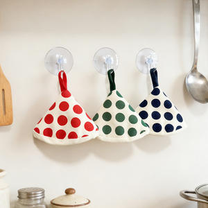 Mitaines de cuisine à pois de style japonais, doublure en coton, résistantes à la chaleur, avec poignée triangulaire, pour usage en cuisine - Product Image 1