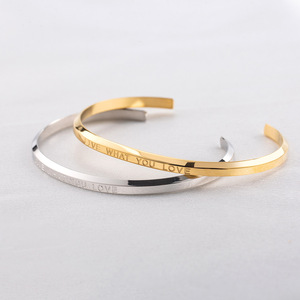 Pulseras de Moda y Únicas de Acero Inoxidable con Baño de Oro de 18K, Grabado con Mensaje Inspirador, Apertura en Forma de C, Joyería Unisex para Regalo - Product Image 1