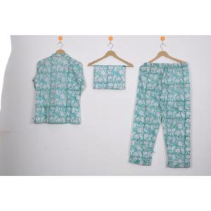 Conjunto de Pijama Étnico para Mujer con Estampado a Mano, Ropa de Dormir Tejida de Tres Piezas para Primavera/Invierno - Product Image 2