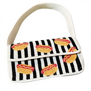 Bolso de hombro bordado con peces amarillos, punto de cruz, artesanía, regalo - Product Image 1