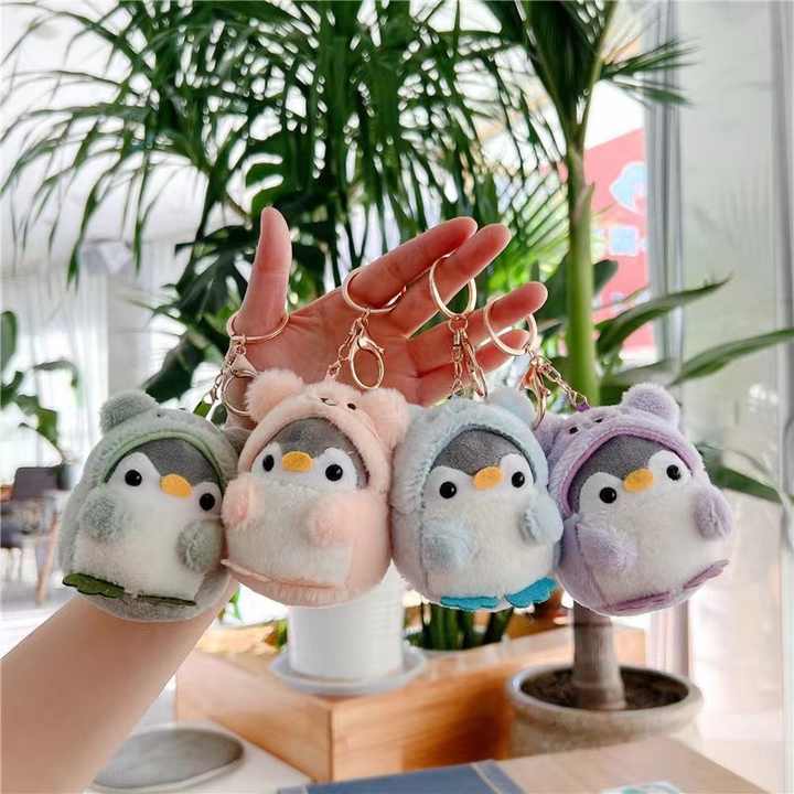 Cute Penguin Plush Keychain - Kawaii Beaver Costume Keyring For Backpacks & Gifts