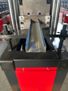 Indonesia Popular Stud Track Channel Keel Forming Line Light Steel Keel <span class=keywords><strong>C</strong></span> U <span class=keywords><strong>D</strong></span> W L Máquina formadora de rollos en frío Precio - Product Image 6