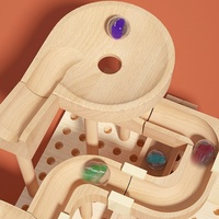 Carrera de mármol de madera para niños, juguetes de bloques de construcción de madera y juego de construcción, juguetes educativos de aprendizaje temprano para bebés pequeños
