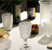 Verres à vin vintage transparents de couleur unie en gros, fabriqués à la machine, avec pied croisé, pour mariage