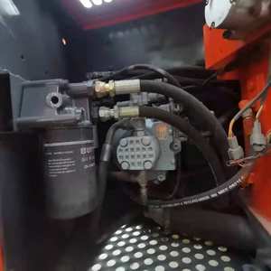 Excavatrice hydraulique utilisée de 12 tonnes fabriquée au Japon Hitachi EX120-3/EX120-5/chenille ZX120 avec moteur et pompe en excellent état - Product Image 6