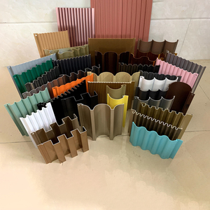 Rénovation de panneaux en aluminium pour façades de bâtiments, procédé au fluorocarbone, traitement personnalisé de la finition en aluminium. - Product Image 6