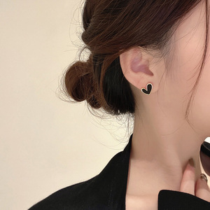 Collane a strati con ciondolo a cuore in acciaio inossidabile dorato con zirconi, accessori di bigiotteria alla moda per donna - Product Image 4