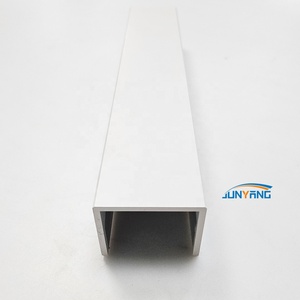 Profils <span class=keywords><strong>en</strong></span> <span class=keywords><strong>aluminium</strong></span> extrudé CNC, forme <span class=keywords><strong>en</strong></span> <span class=keywords><strong>U</strong></span>, anodisés 6061 6063 T5 T6, avec pulvérisation de poudre blanche personnalisée <span class=keywords><strong>sur</strong></span> une face - Product Image 3
