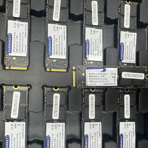 2TB NVMe Gen4 PCIe M.2 SSD Gen3x4 R/W tot 5000/4.800 MB/s Interne 8MB cache 2,5" SSDPEKNU020TZX - Product Image 2