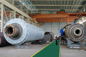 लौह अयस्क/स्वर्ण खनन उत्पादन के लिए इंजन मोटर गियर कोर घटकों के साथ 1-250tph बॉल मिल - Product Image 5