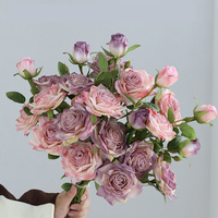 C-320 Vente en gros de roses en soie faites à la main, rose poudré avec bords brûlés, roses blanches pour Pâques, Noël, mariage, fête, décoration de la maison