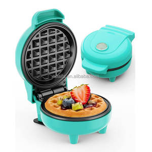 Aifa Mini <span class=keywords><strong>gaufrier</strong></span> en <span class=keywords><strong>forme</strong></span> de <span class=keywords><strong>coeur</strong></span> <span class=keywords><strong>Petit</strong></span> <span class=keywords><strong>gaufrier</strong></span> avec revêtement antiadhésif Machine à gâteau électrique domestique pour crêpes - Product Image 3