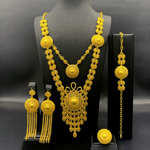 Conjunto de Joias de Noiva ZX Dubai em Ouro 24K, Acessórios de Vestuário da Arábia Saudita, Colar, Pulseira, Brincos e Anel, Quatro Itens - Product Image 5