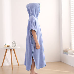 Serviette <span class=keywords><strong>de</strong></span> <span class=keywords><strong>bain</strong></span> à capuche tête d'ours <span class=keywords><strong>de</strong></span> dessin animé mignon polaire en flanelle douce pour les enfants pour un usage domestique peignoir <span class=keywords><strong>Cape</strong></span> à séchage rapide multifonctionnel - Product Image 2