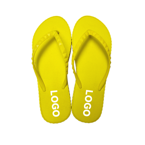 Tongs imprimées personnalisées pour femmes Logo personnalisé pour mariage Petites quantité minimale de commande Livraison rapide Tongs taille 36-47 pantoufles pour femmes - Product Image 2