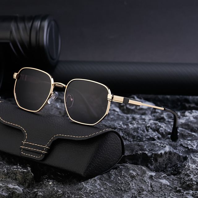 Fashion square Frame Sunglasses Men Personality Sunscreen Sunglasses Men Wholesale