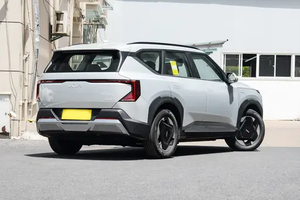 Kia EV5 Edición Land 2025 Plateado - SUV Eléctrico Premium Más Vendido con 530 km de Autonomía y Diseño - Product Image 5