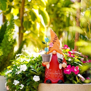 Giardino gnomo decorazioni all'aperto, giardino solare gnomo statua luce, resina energia solare nana con vaso di fiori pala luce statua - Product Image 2