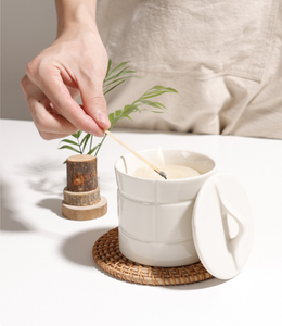 Custom Color & Shape White Ceramic Candle Jar With Lid Embossed Grid Pattern Candle Holder For Wedding Hotel Spa Decor Wholesale - Product Image 2